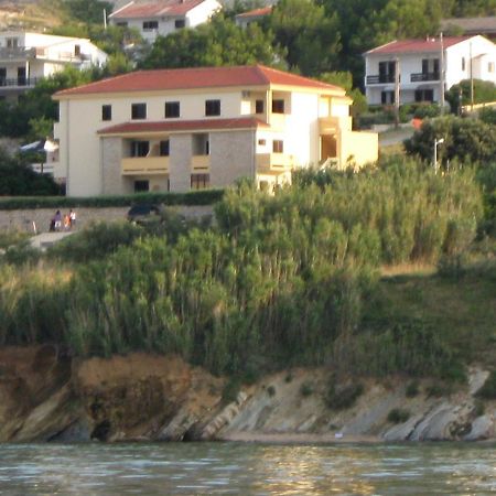 Apartments And Rooms By The Sea Pag - 11487 Pag Town Bagian luar foto